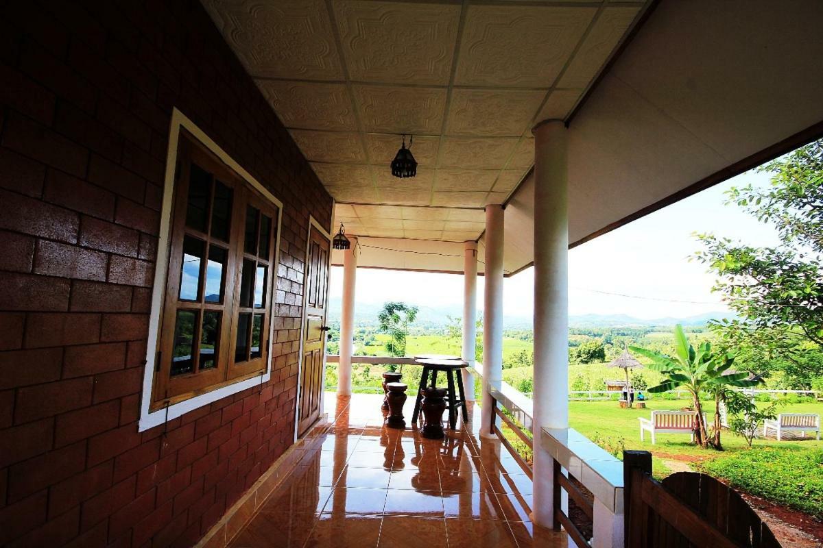 Hotel มนต์เมืองแจ่ม Mae Chaem Exterior foto