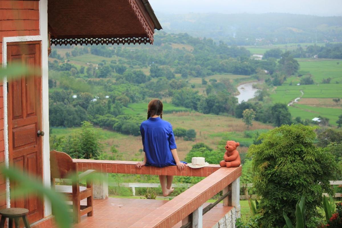Hotel มนต์เมืองแจ่ม Mae Chaem Exterior foto