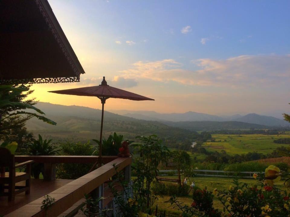 Hotel มนต์เมืองแจ่ม Mae Chaem Exterior foto